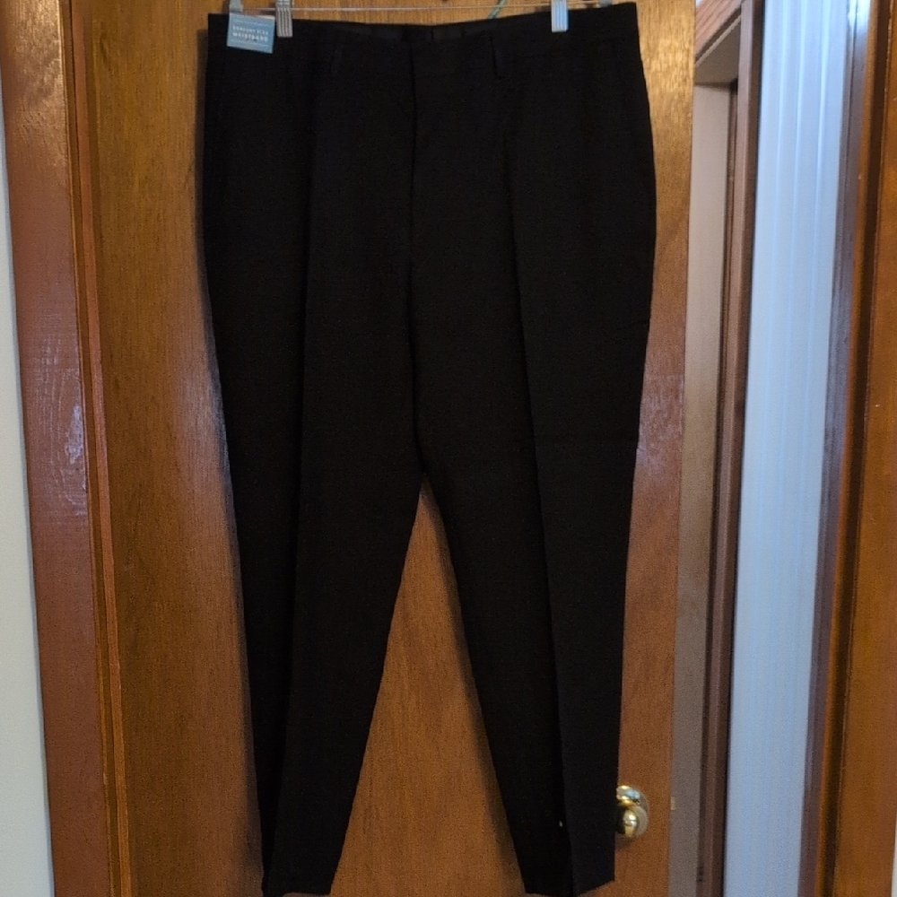 Haggar Men's Dark Dress Pants